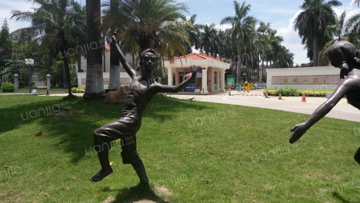 东城山庄外景图