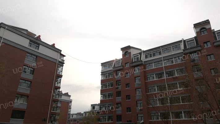 东方怡景外景图