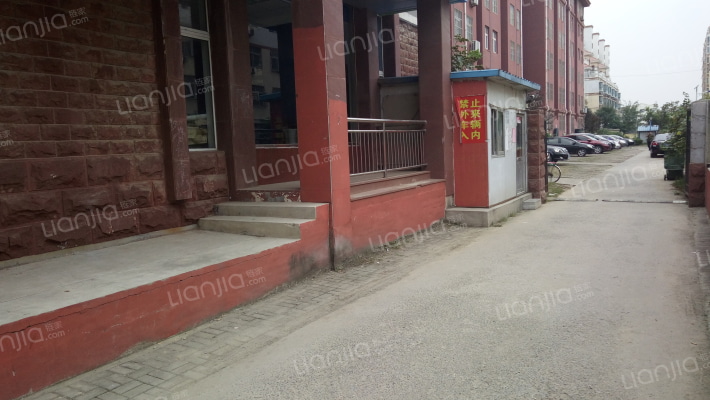 锦绣园小区外景图