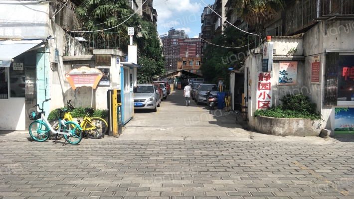 王旗营静园小区外景图