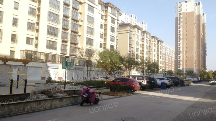 水悦华府外景图