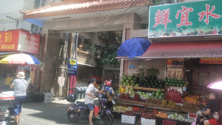 建政南路小区外景图