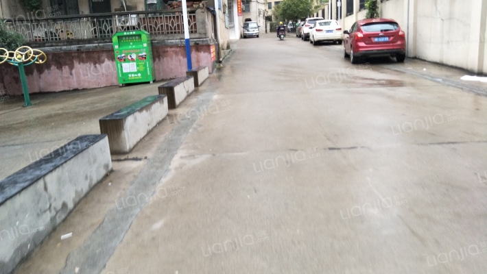 平茶小区外景图