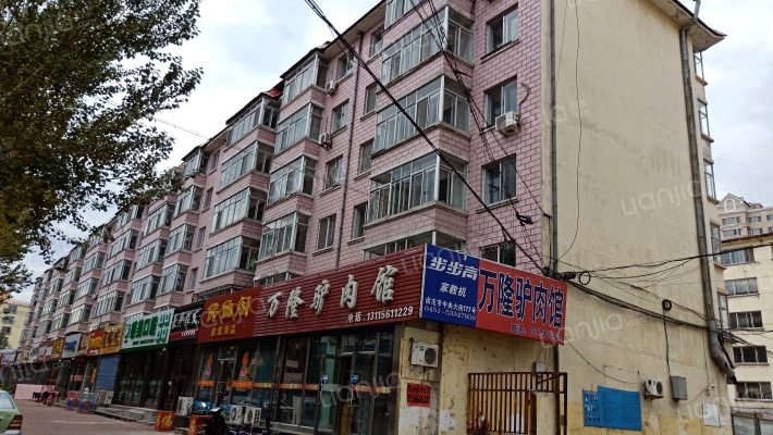 亨达小区外景图