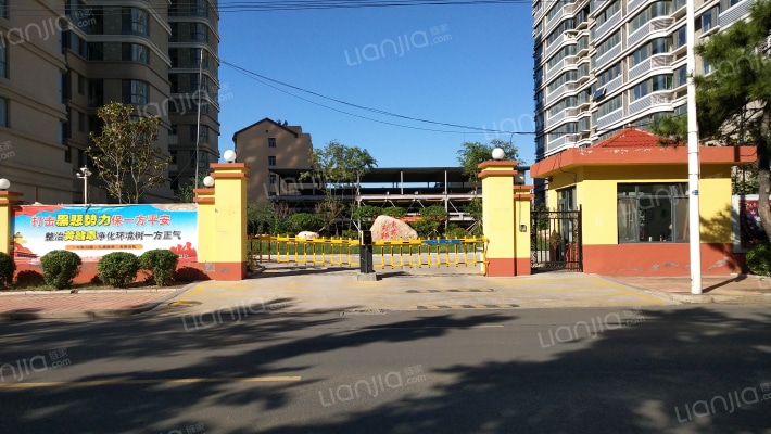 东苑府邸外景图