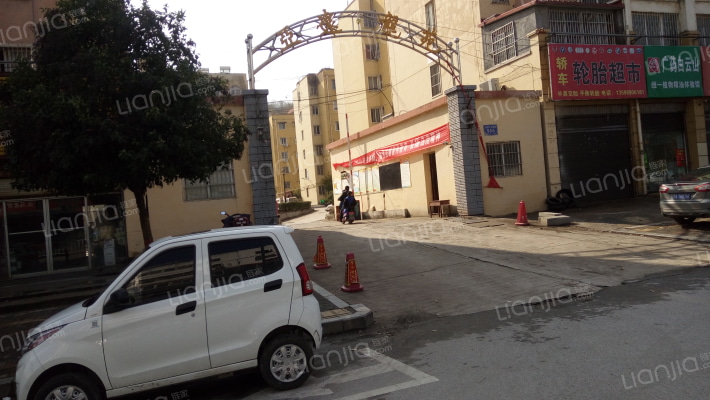 亚远龙苑外景图