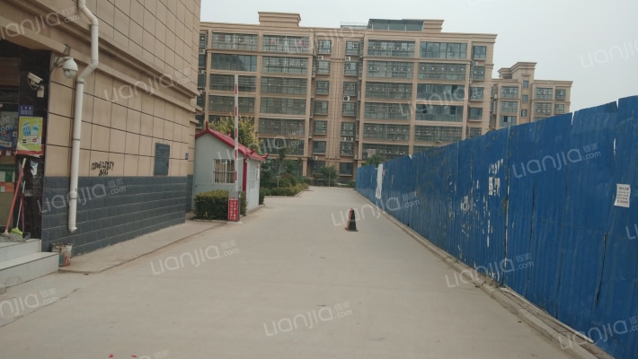 鼎峰国际外景图