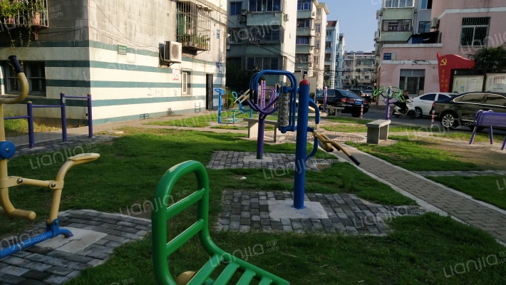 环北新村外景图