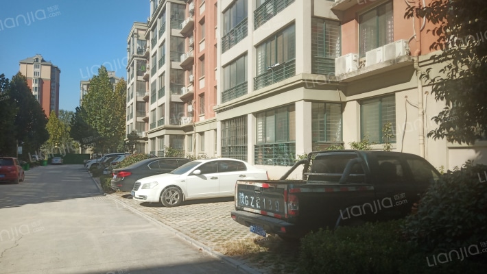 长城华庭外景图