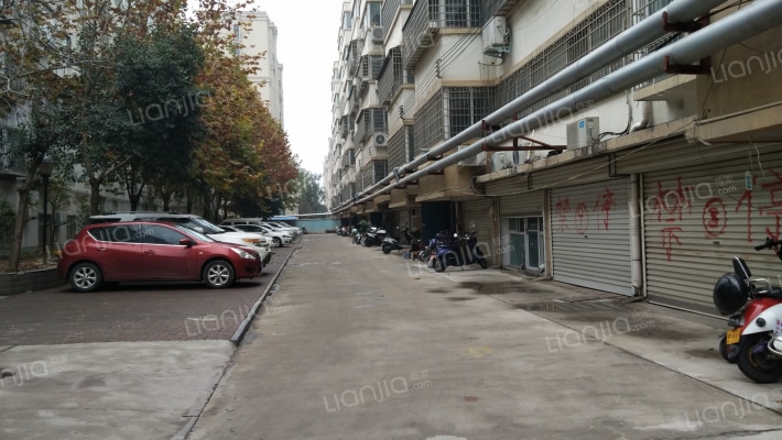 中强锦绣花园外景图