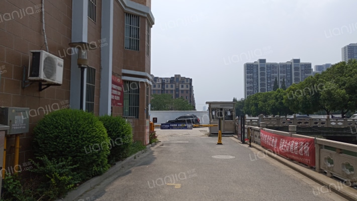 梧桐广场北区外景图