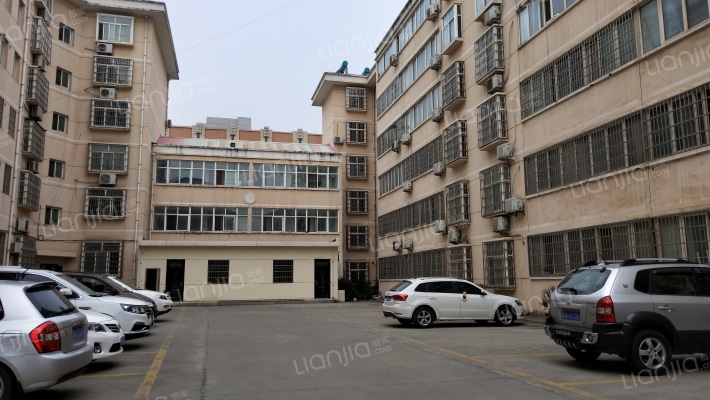 铁矿小区外景图