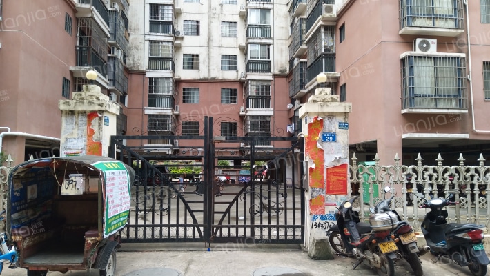 辉龙桃源居外景图