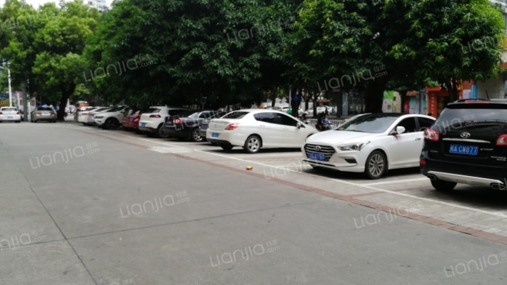 成泰公寓外景图