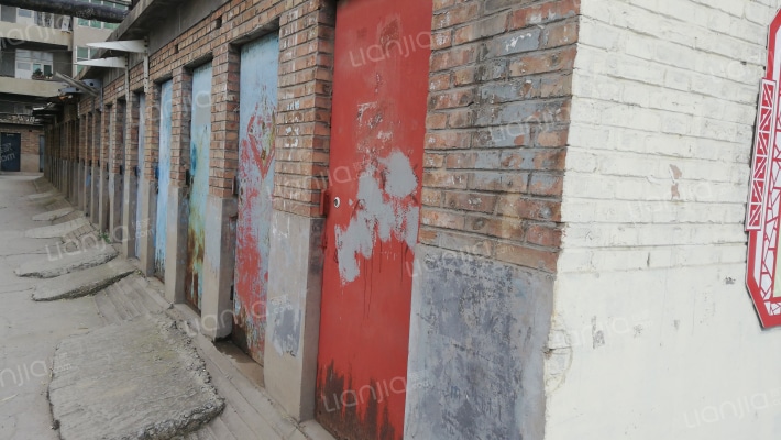 商业局宿舍外景图