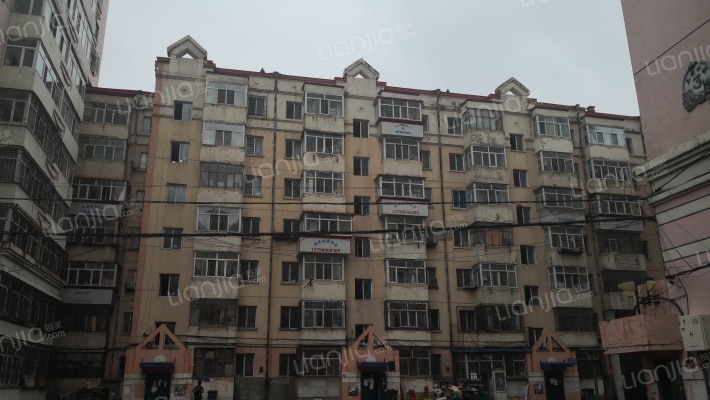 上方小区外景图