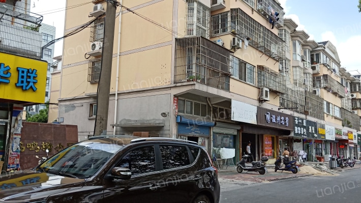 鸡鸣塘小区外景图