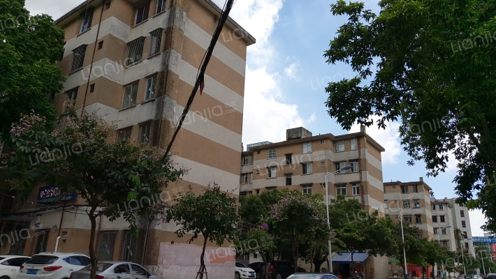 广场东里外景图