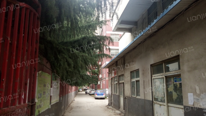 蓝爵小区外景图