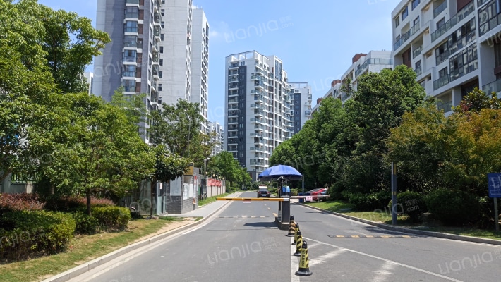 昆山人才专墅外景图