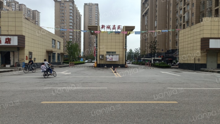 新城嘉苑E区外景图