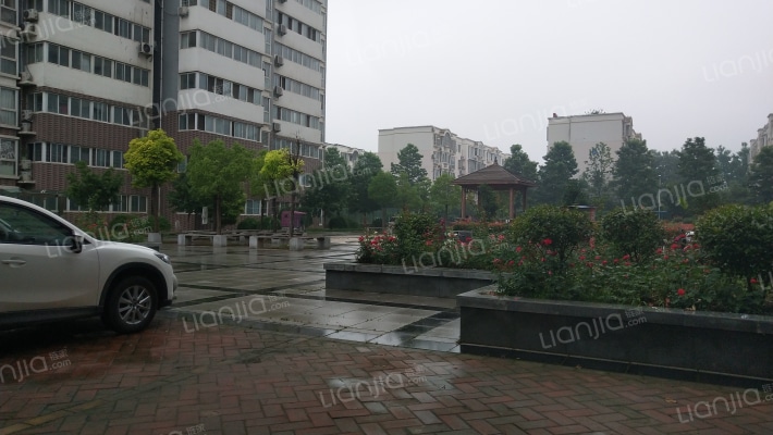 周师家属楼外景图