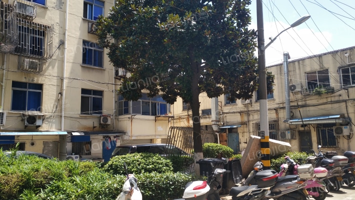 东方安居小区外景图