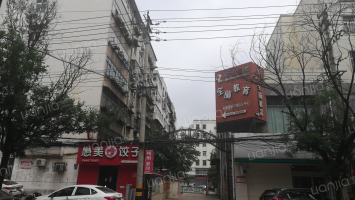 立威蓝钻外景图