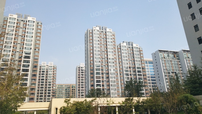 水岸府邸东区外景图