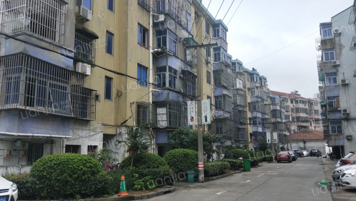 金平小区外景图