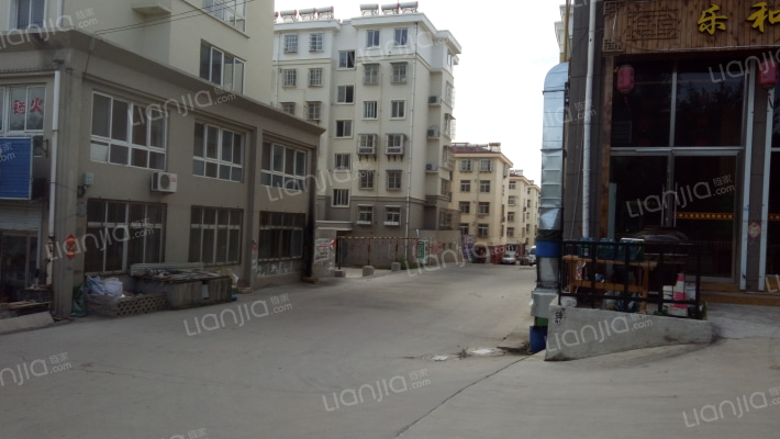 和平家园外景图