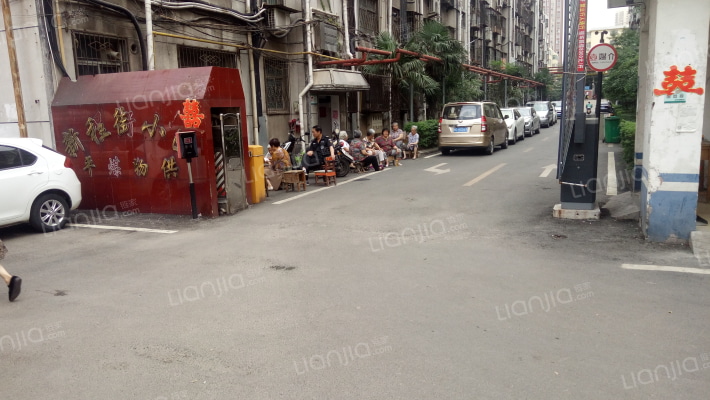 新程街小区平煤物供外景图