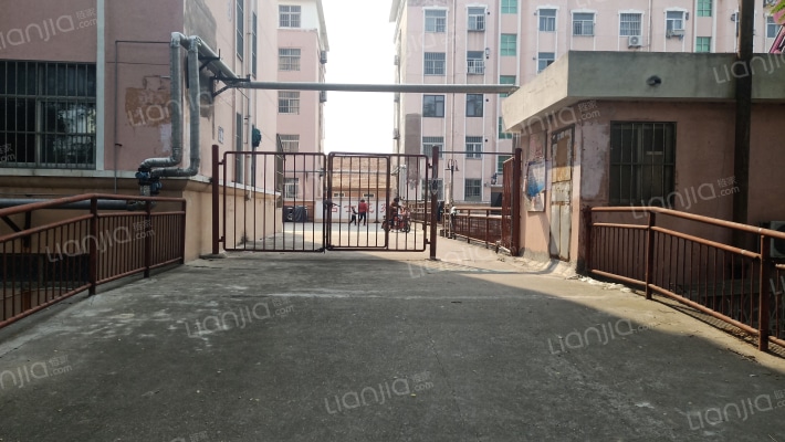 名士花苑外景图