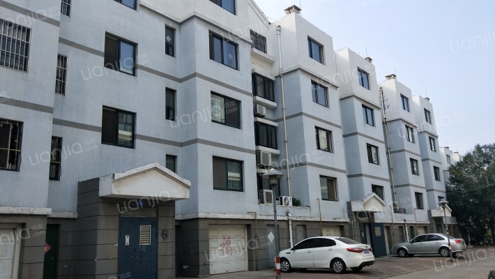 海怡东方花园外景图