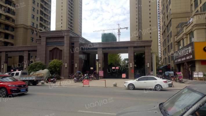 晶帝学府外景图