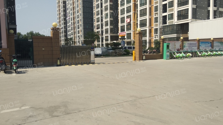 苹果社区外景图