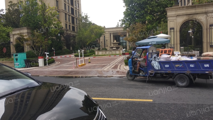 绿城御园外景图