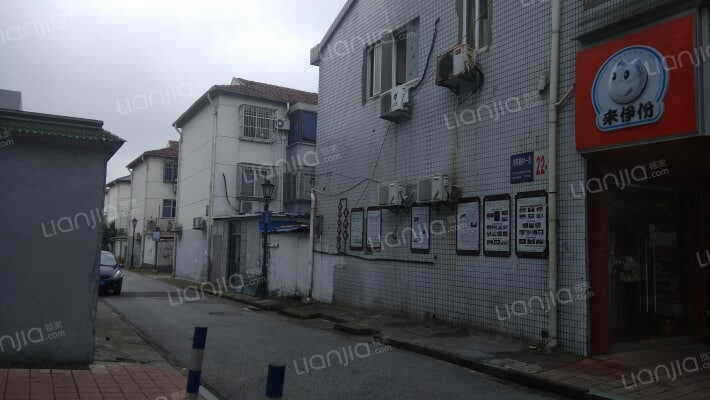 湖苑新村一区外景图