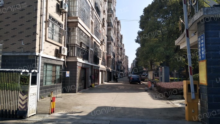 金湖花园外景图