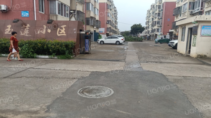 玉莲小区外景图