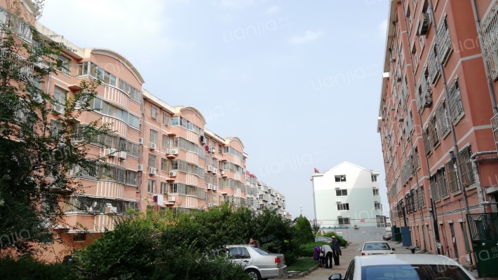 新途小区外景图