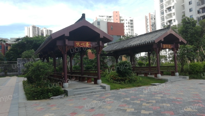 譽港灣花園外景图