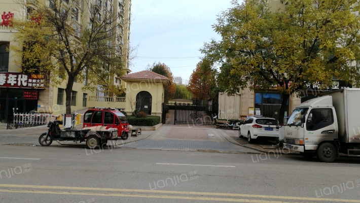 中天上河城东区外景图