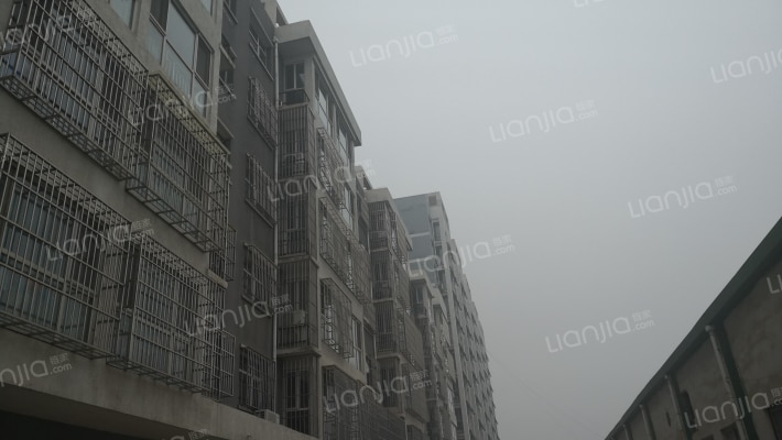 依水市场公寓外景图