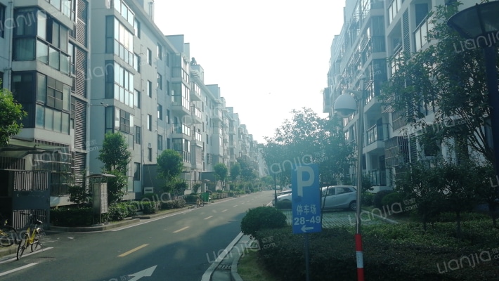 大渲北苑外景图