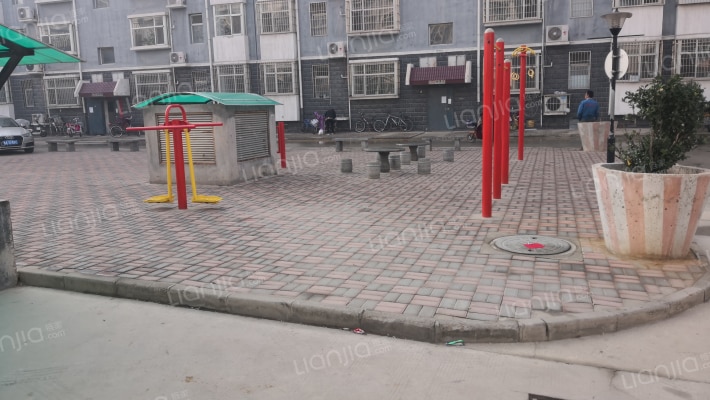 学府名邸外景图