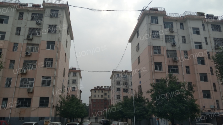 金山小区外景图