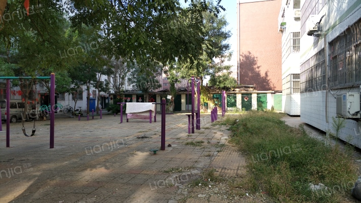 承信嘉城外景图