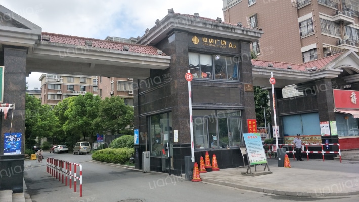 中央广场A区外景图