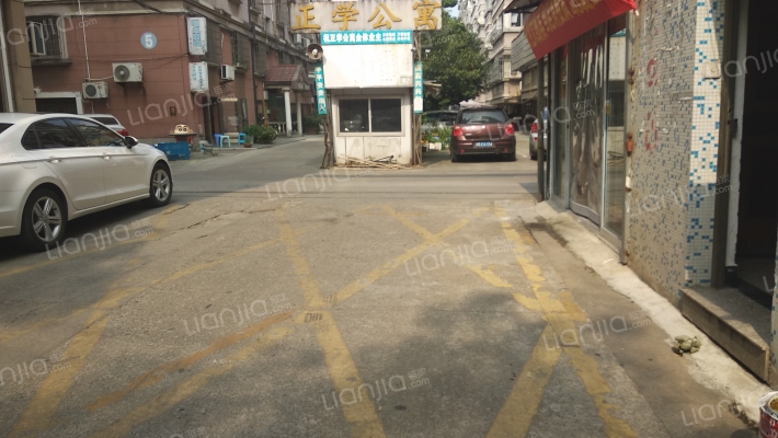 正学公寓外景图